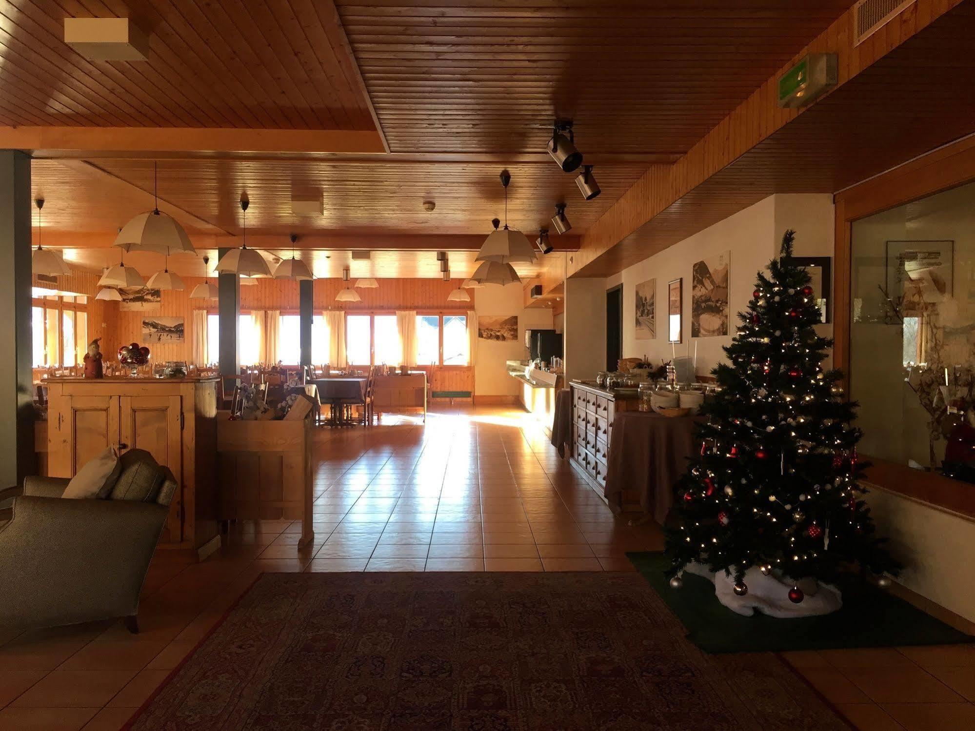 Hotel Roc Et Neige ชาโต-เด ภายนอก รูปภาพ
